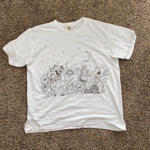 Hand drawn oversized graphic tee